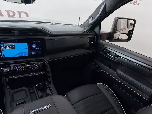 Used 2025 GMC Sierra 2500 AT4X AWD/4WD image 29