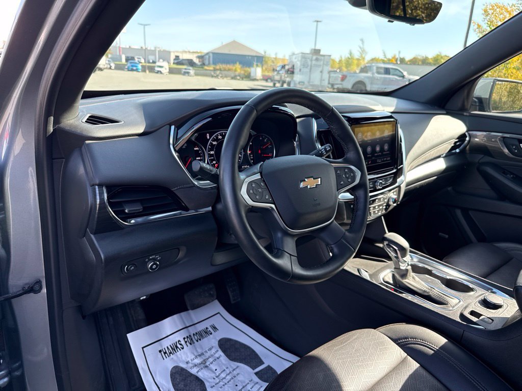 Used 2023 Chevrolet Traverse High Country AWD/4WD image 29
