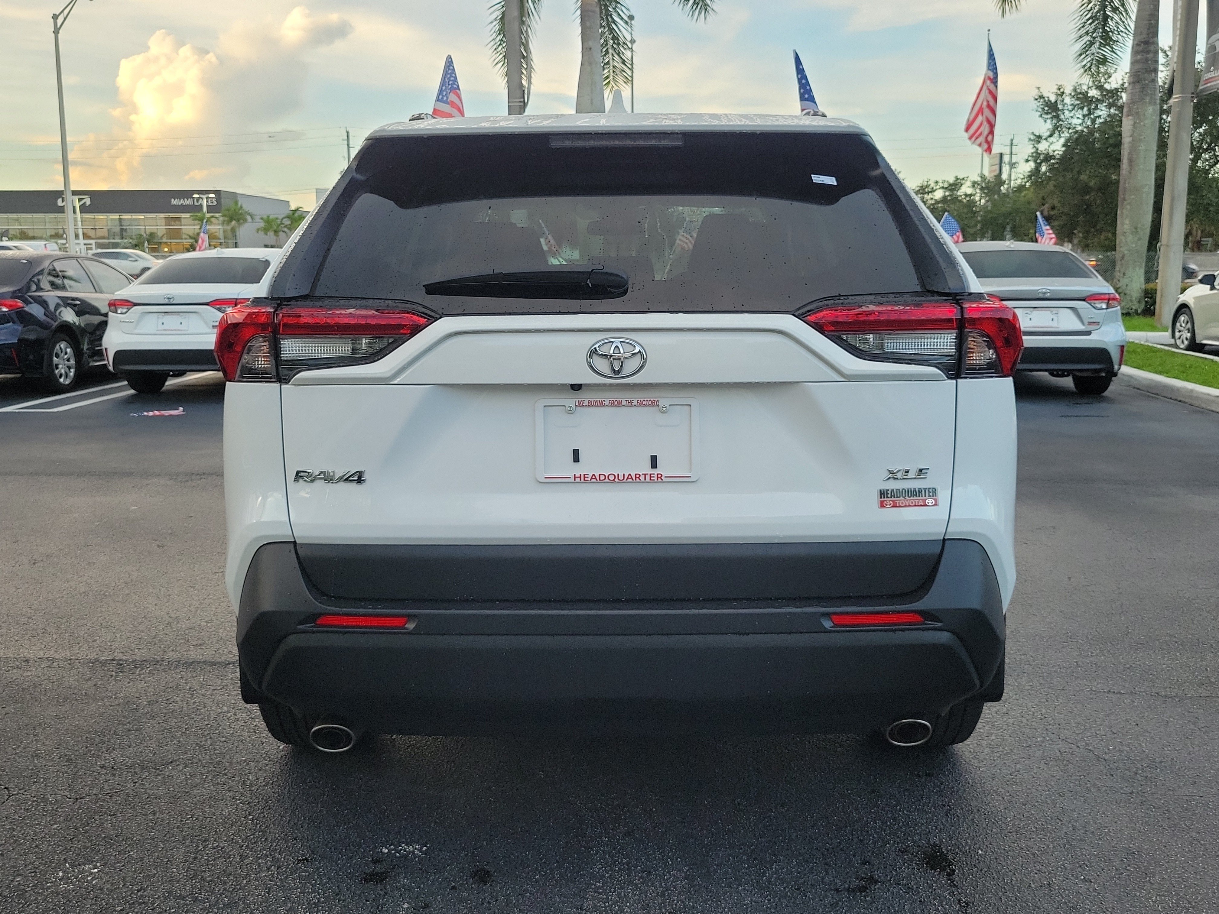 Used 2025 Toyota RAV4 XLE w/ Convenience Package FWD image 10
