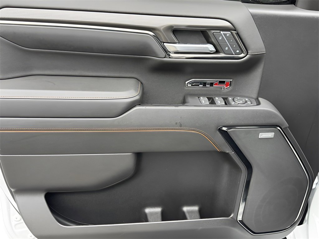 Used 2022 GMC Sierra 1500 AT4 w/ AT4 Premium Package image 29