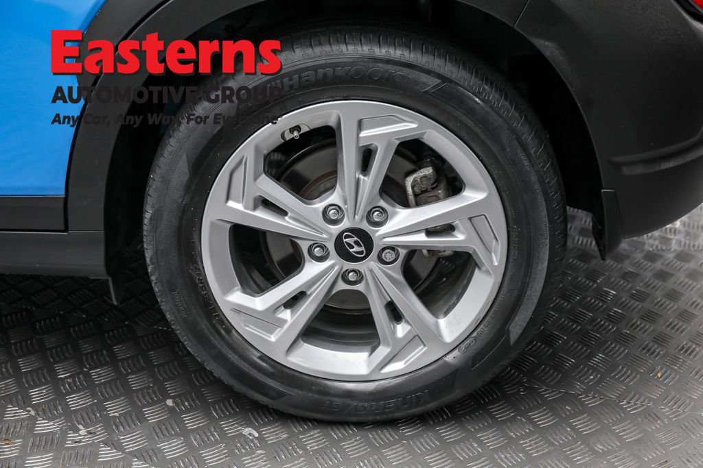 Used 2022 Hyundai Kona SEL w/ Convenience Package image 8