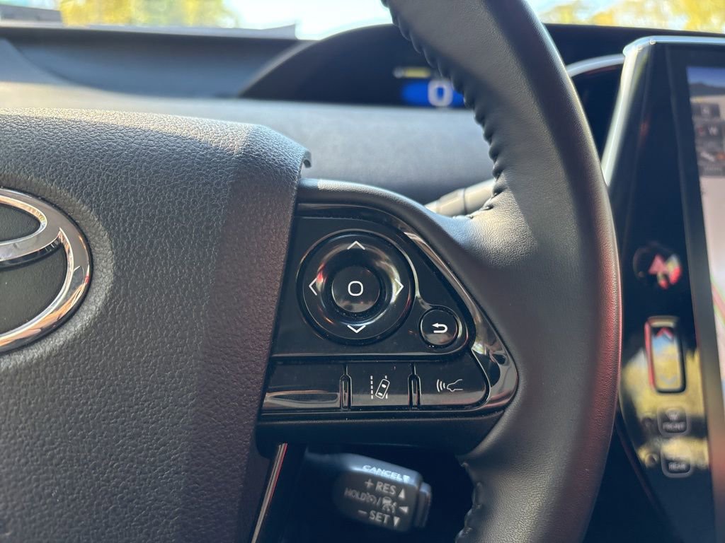 Used 2021 Toyota Prius Prime XLE w/ Carpet Mat Package (TMS) image 22