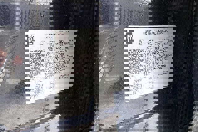 Used 2023 Cadillac XT4 Luxury w/ Cold Weather Package image 33