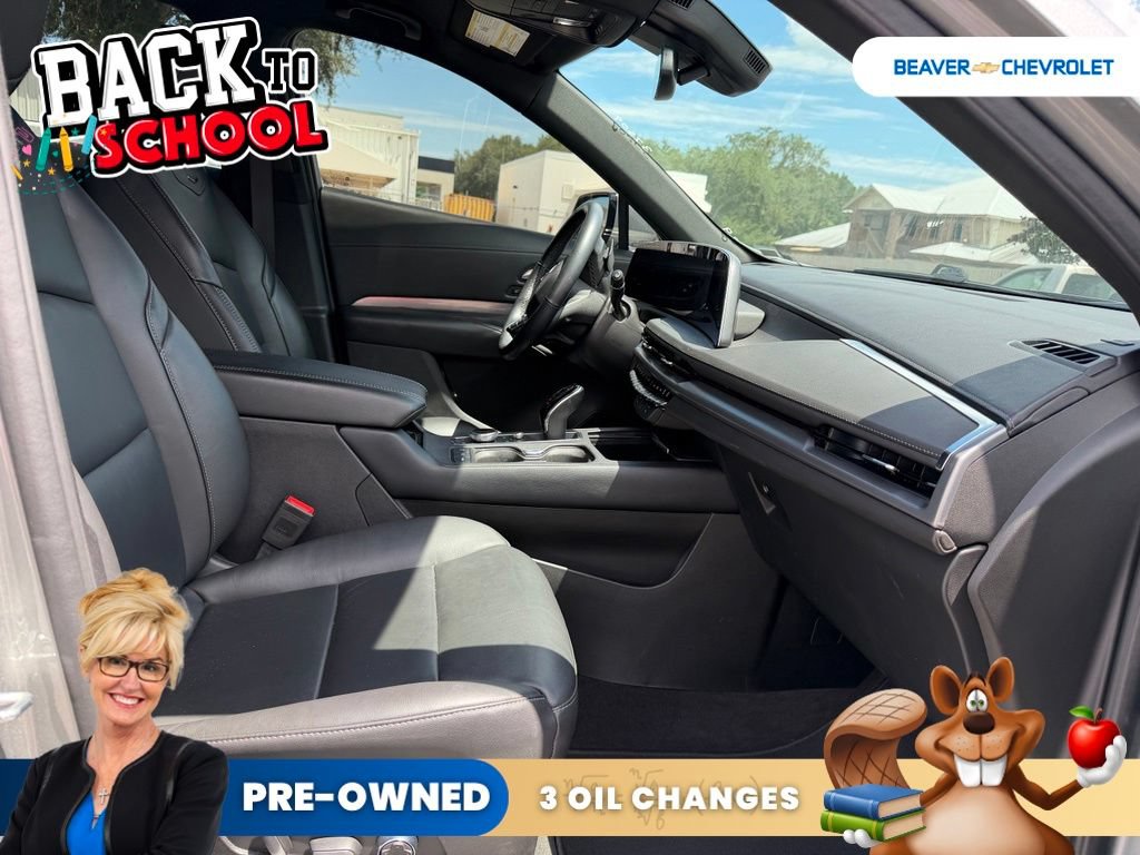 Used 2025 Cadillac XT4 Premium Luxury FWD image 18