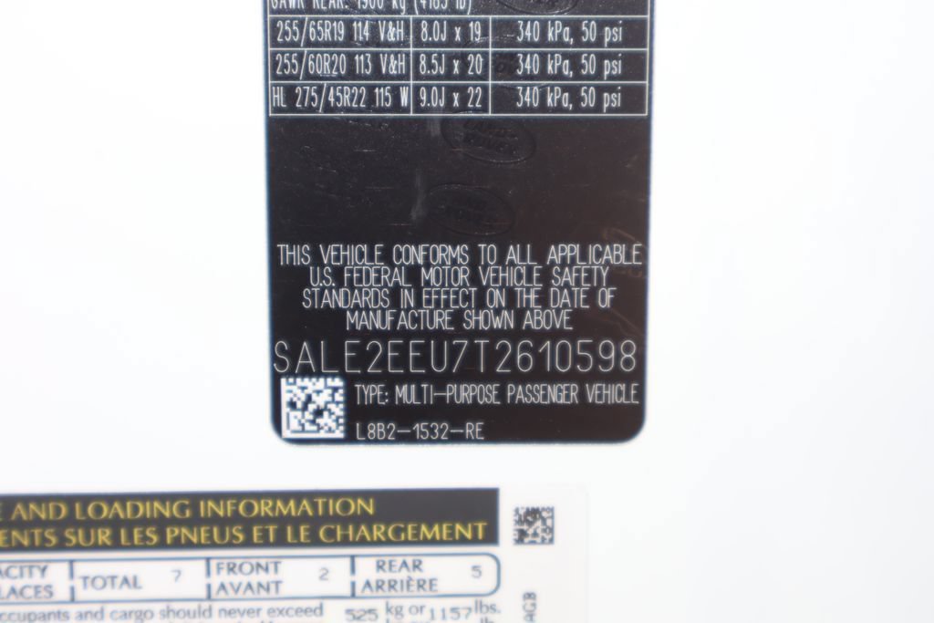 New 2026 Land Rover Defender 110 X-Dynamic SE AWD/4WD image 28