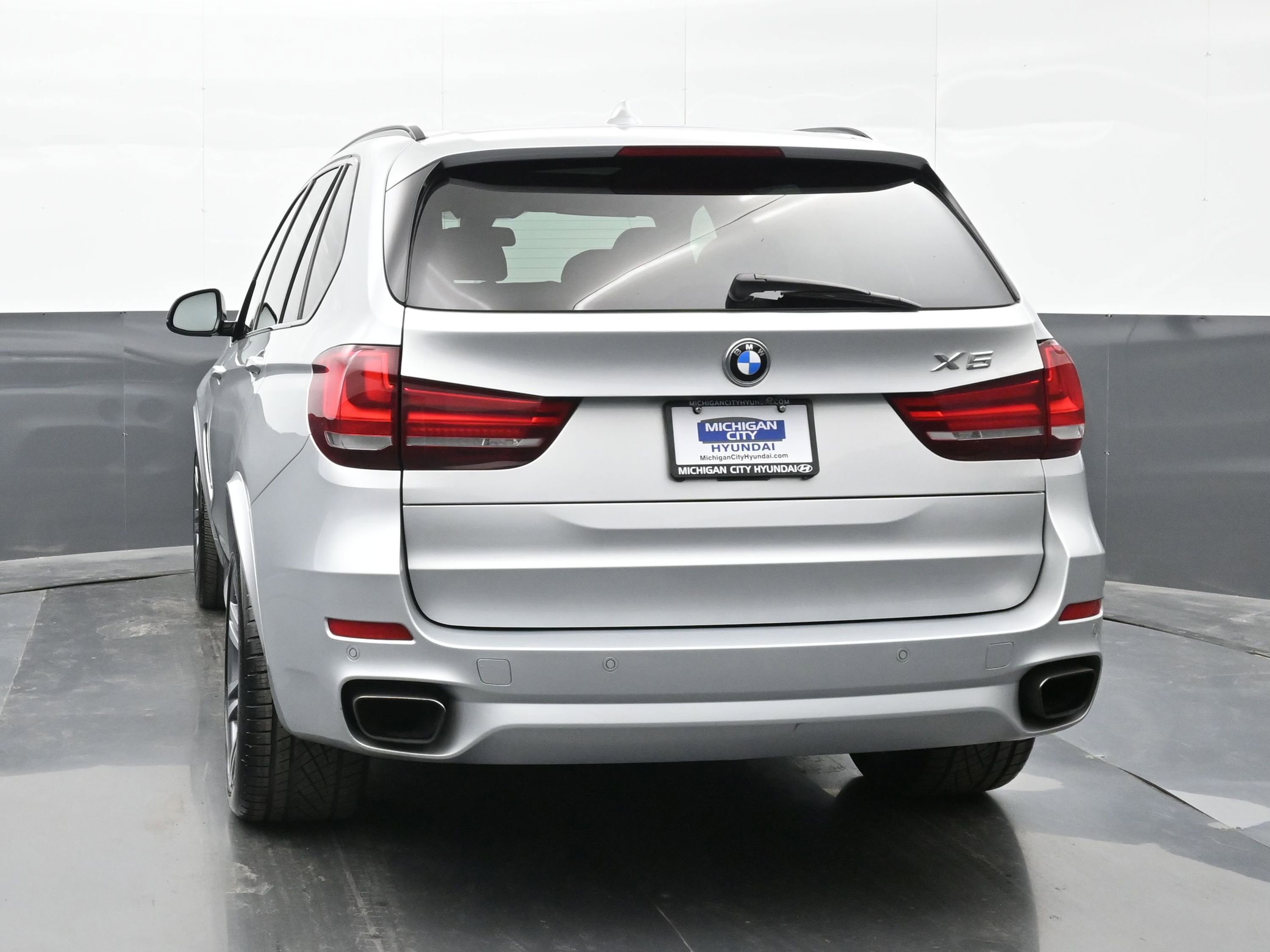 Used 2017 BMW X5 xDrive50i image 7