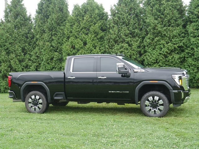 Used 2024 GMC Sierra 2500 Denali w/ Denali Reserve Package AWD/4WD image 9