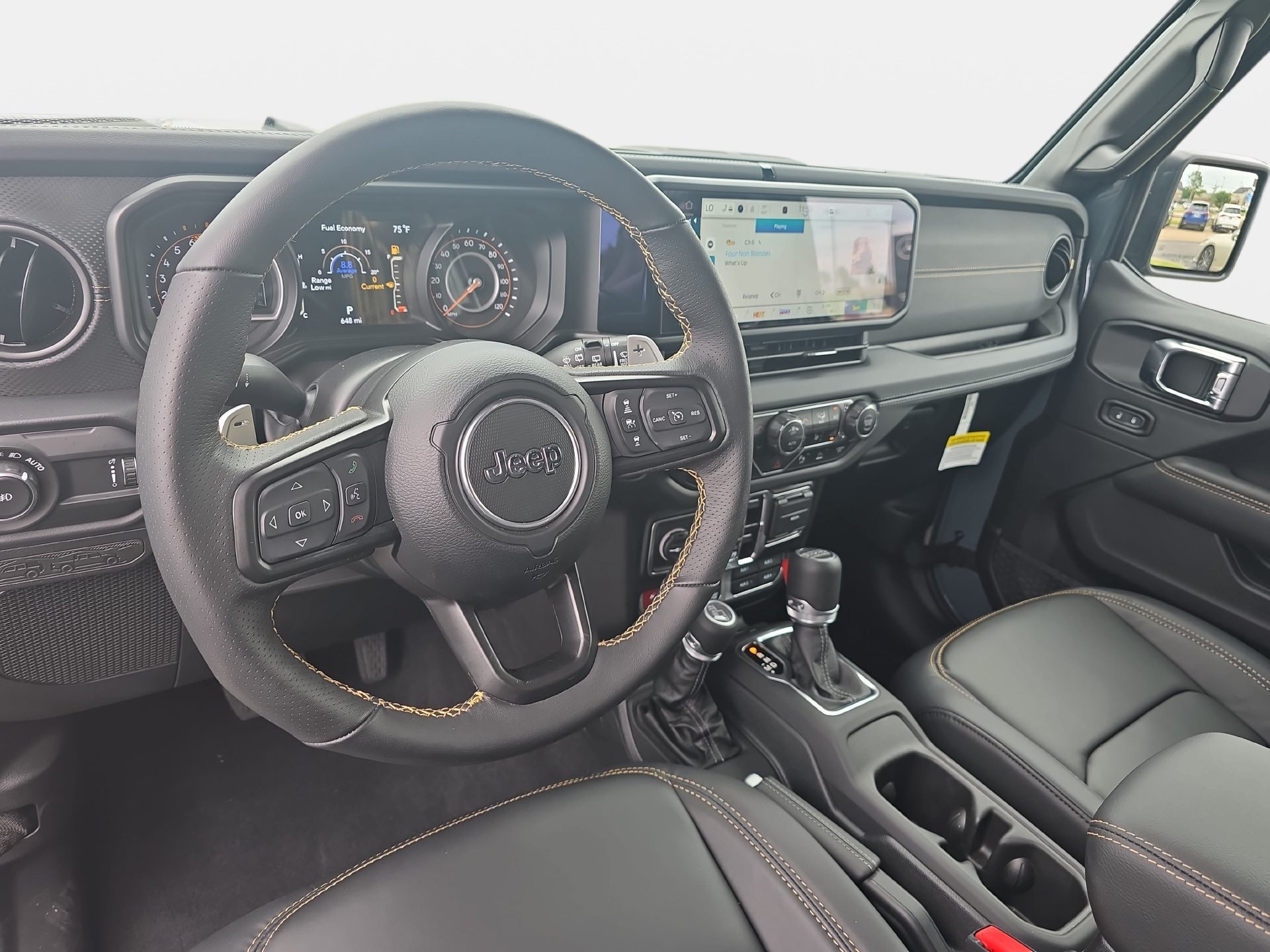 Used 2025 Jeep Wrangler Unlimited Rubicon 392 AWD/4WD image 15