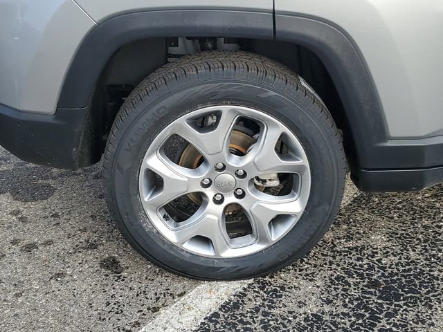 Certified 2022 Jeep Compass Limited image 5