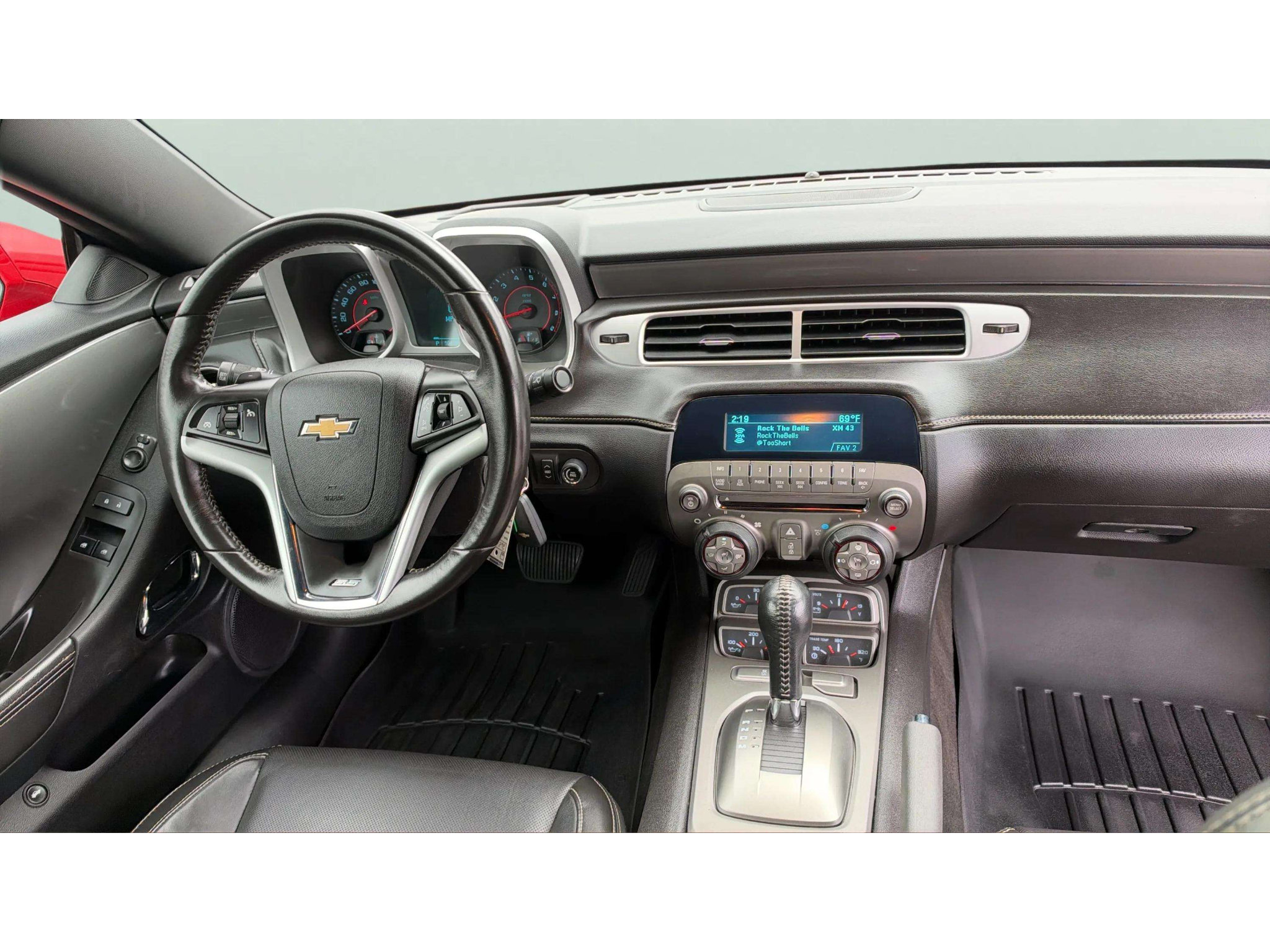 Used 2012 Chevrolet Camaro SS RWD image 17