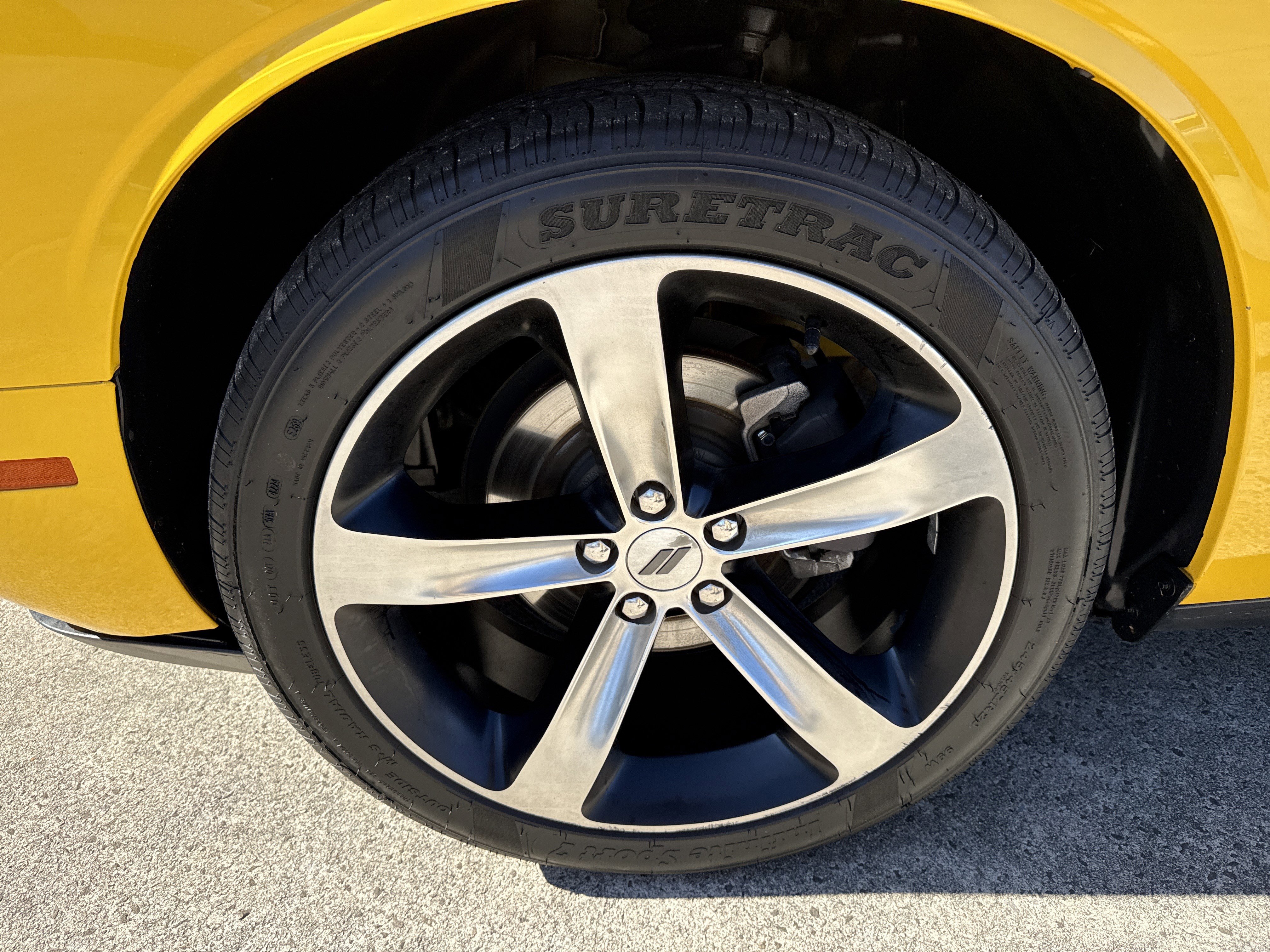 Used 2018 Dodge Challenger SXT w/ Blacktop Package image 11