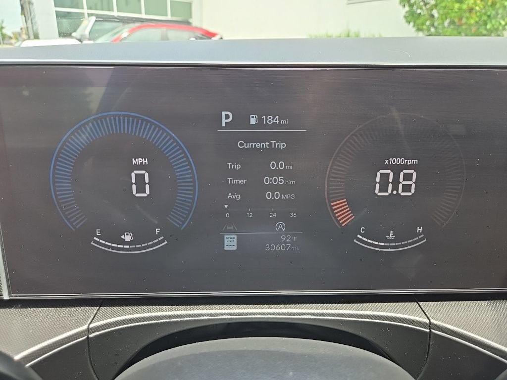 Certified 2025 Hyundai Santa Fe SE FWD image 34