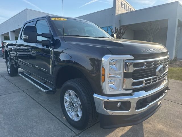 Used 2025 Ford F350 XLT w/ 360-Degree Camera Package AWD/4WD image 1