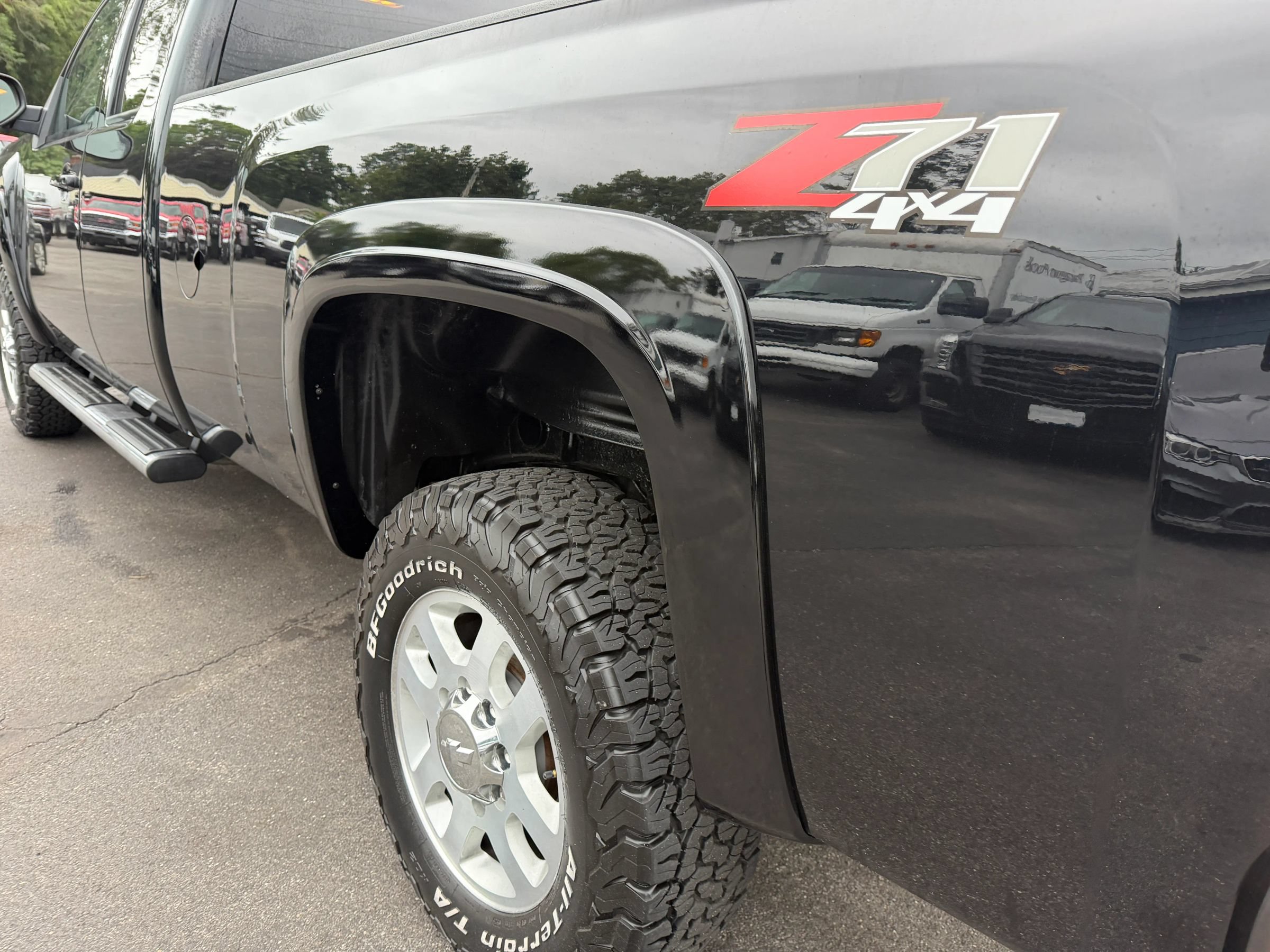 Used 2013 Chevrolet Silverado 2500 LTZ w/ LTZ Plus Package AWD/4WD image 25