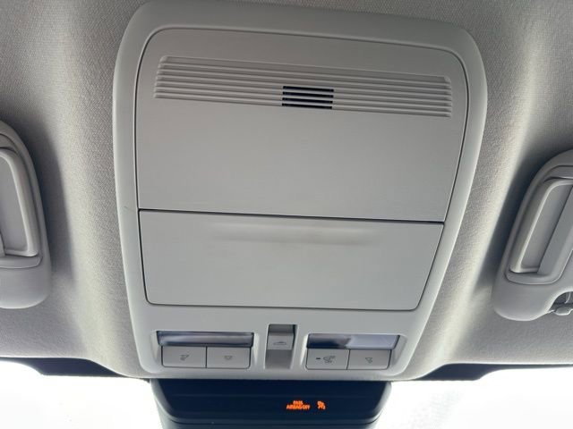 Used 2023 MAZDA CX-30 AWD 2.5 S w/ Premium Package image 21