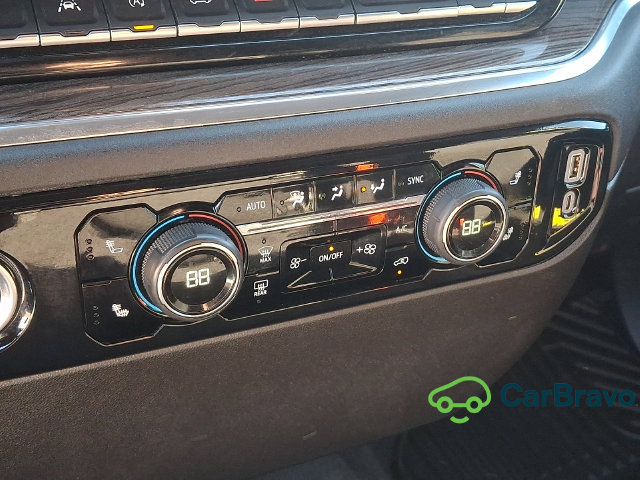 Used 2024 Chevrolet Silverado 1500 LT AWD/4WD image 16