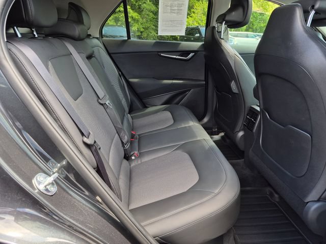 Used 2024 Kia Niro EX Touring FWD image 25
