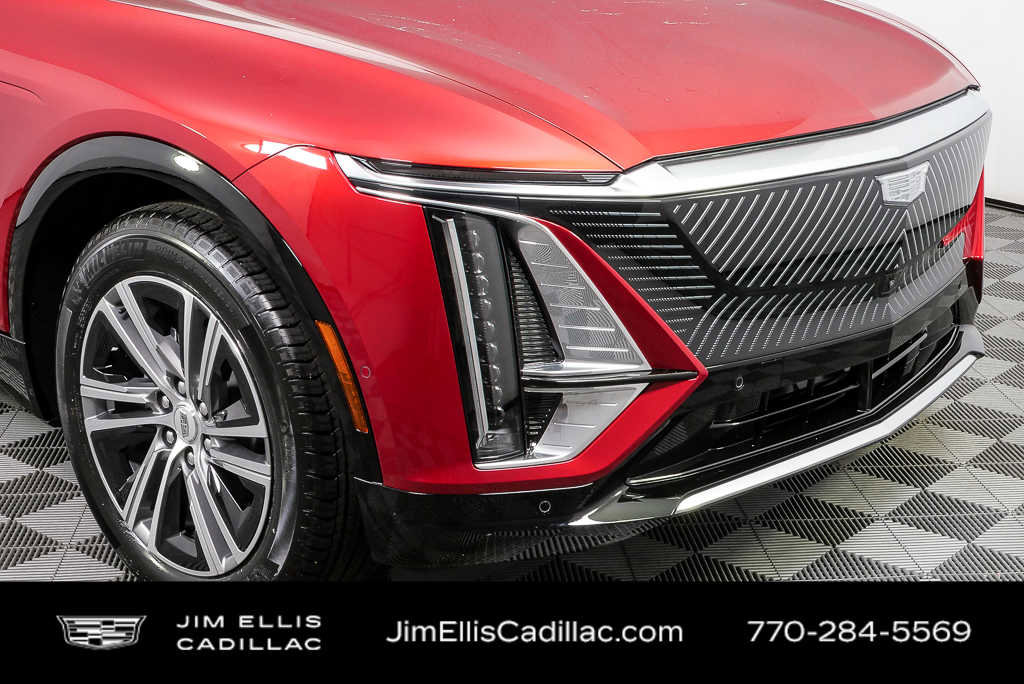New 2026 Cadillac Lyriq Luxury RWD image 37