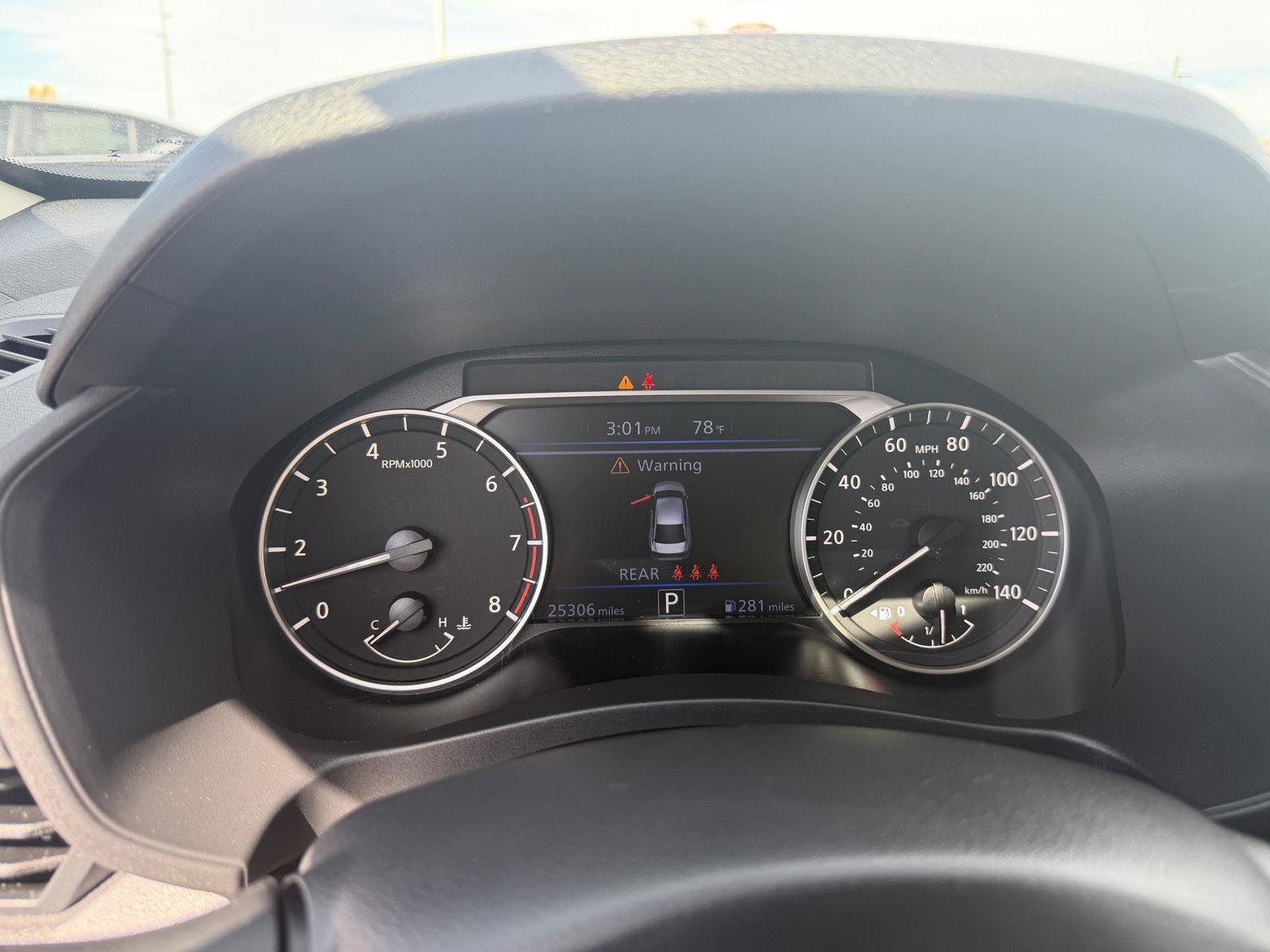 Used 2025 Nissan Altima 2.5 SV FWD image 23