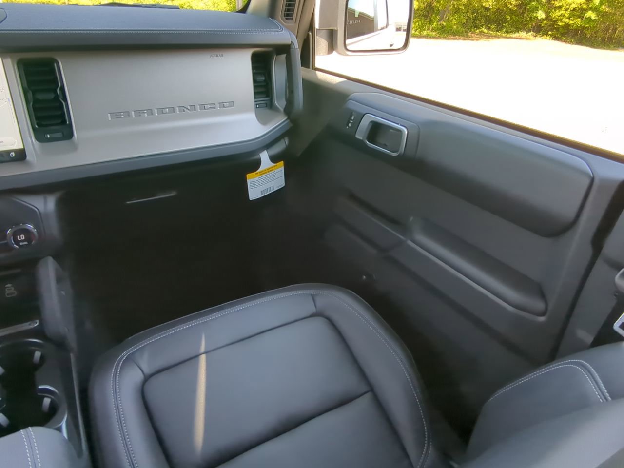 New 2026 Ford Bronco Outer Banks AWD/4WD image 15