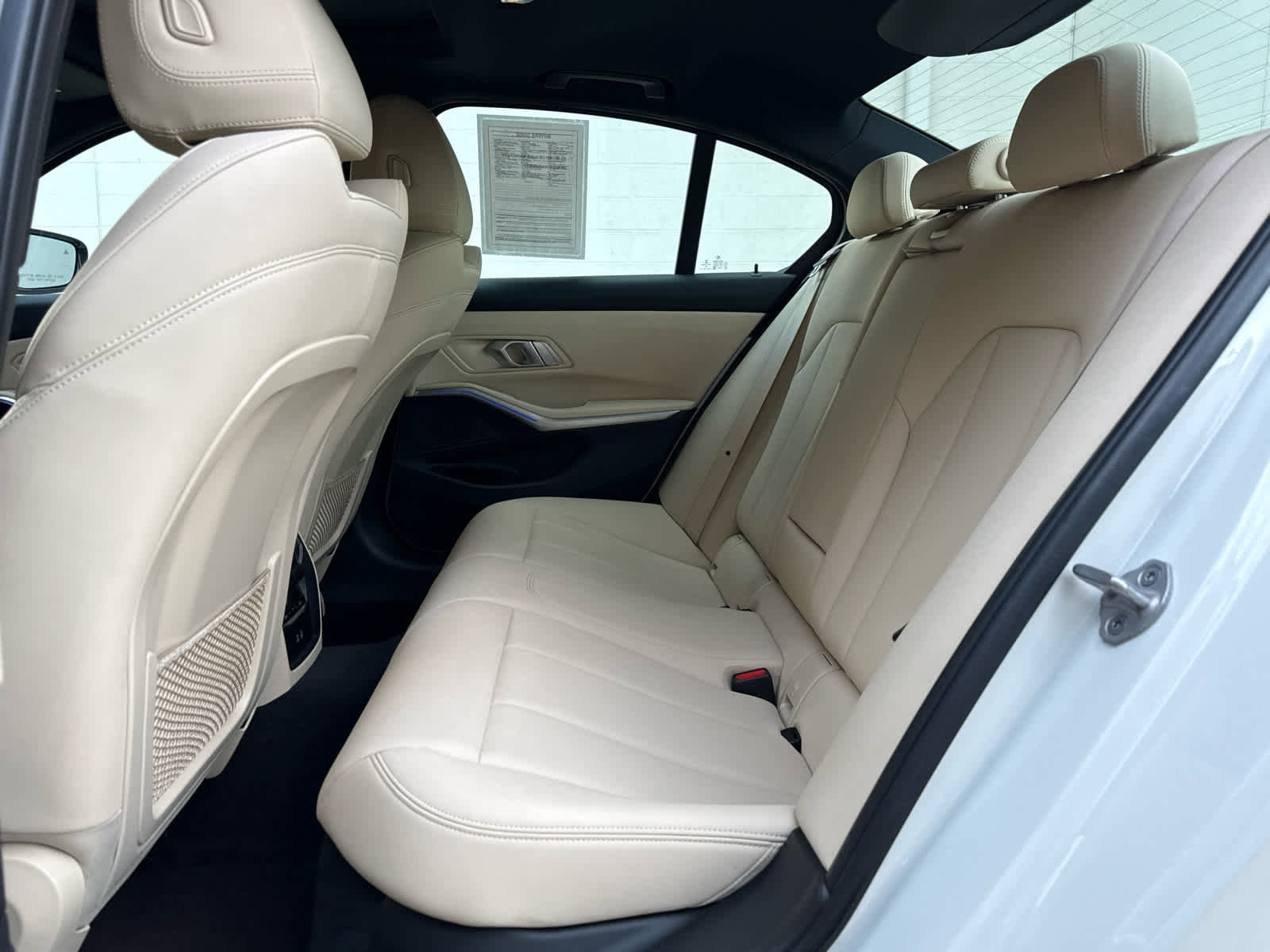 Certified 2021 BMW 330i xDrive Sedan w/ Convenience Package image 14