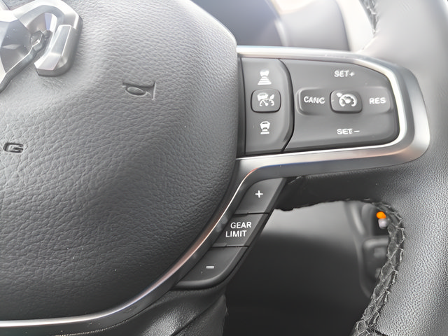 Used 2025 RAM 1500 Big Horn AWD/4WD image 22