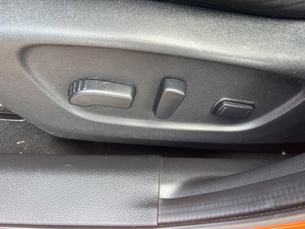 Used 2017 Nissan Rogue Sport SV w/ SV All-Weather Package AWD/4WD image 53