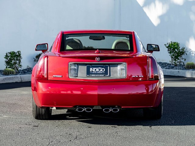 Used 2005 Cadillac XLR image 10