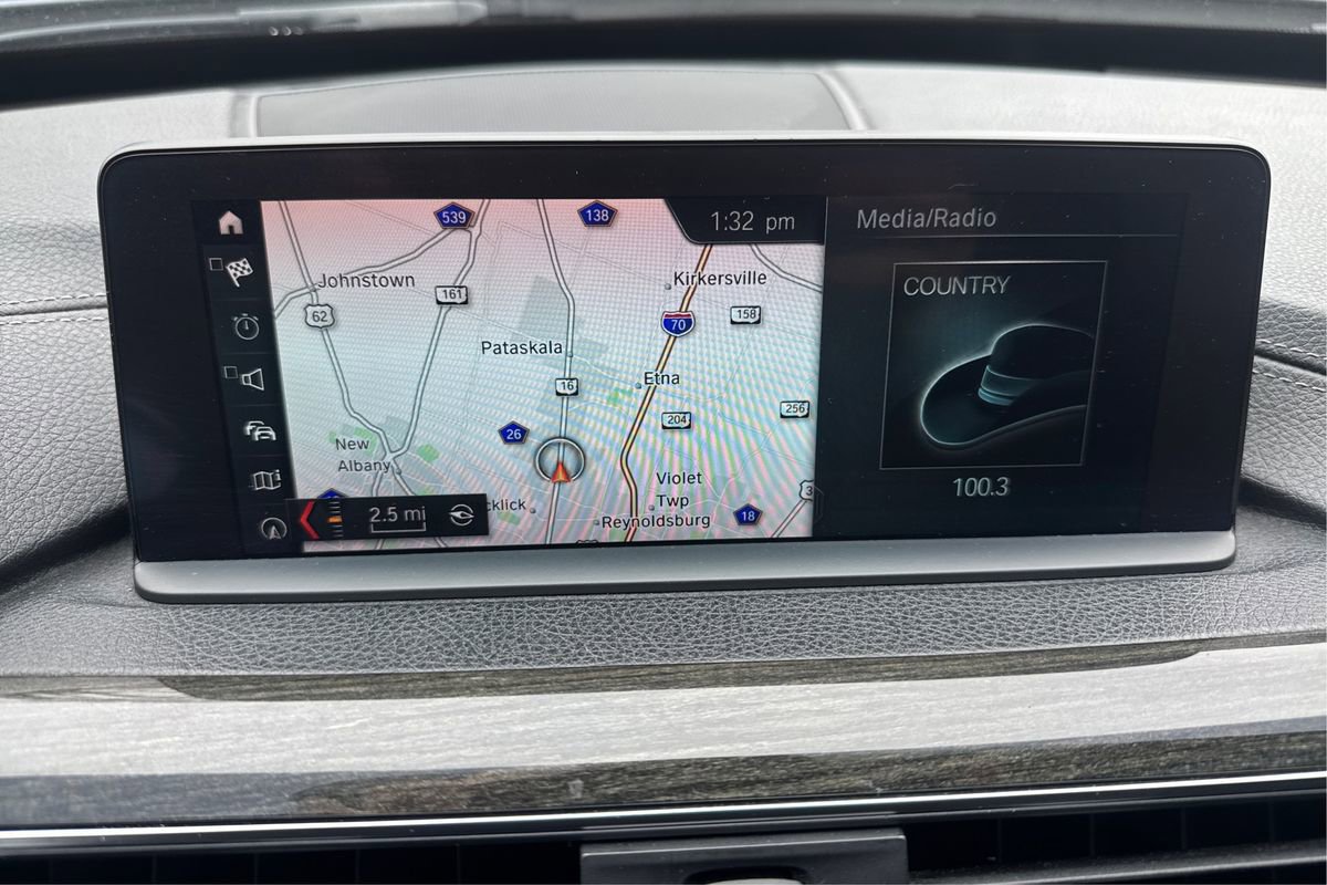 Used 2018 BMW 330i Gran Turismo xDrive image 30