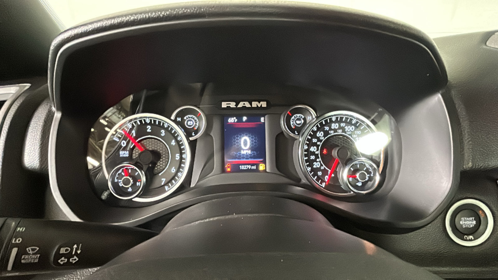 Used 2025 RAM 1500 Tradesman w/ Night Edition AWD/4WD image 22