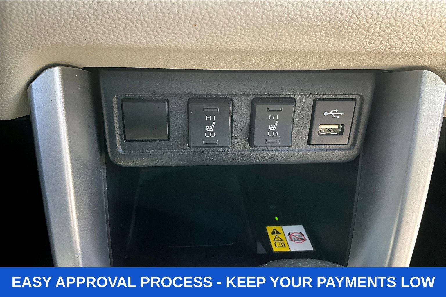 Used 2022 Toyota Corolla Cross XLE w/ Convenience Package FWD image 18