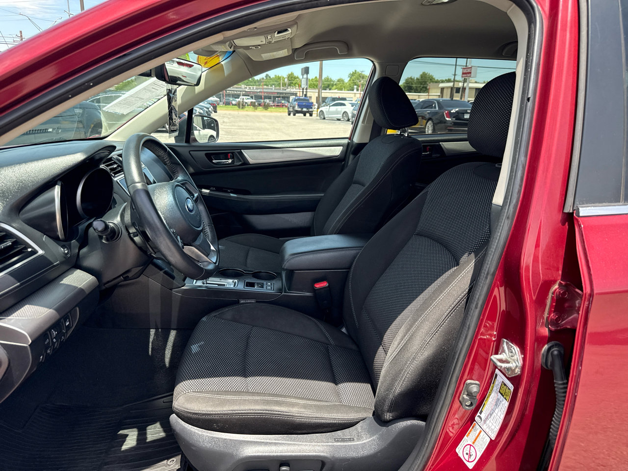 Used 2018 Subaru Outback 2.5i Premium image 9