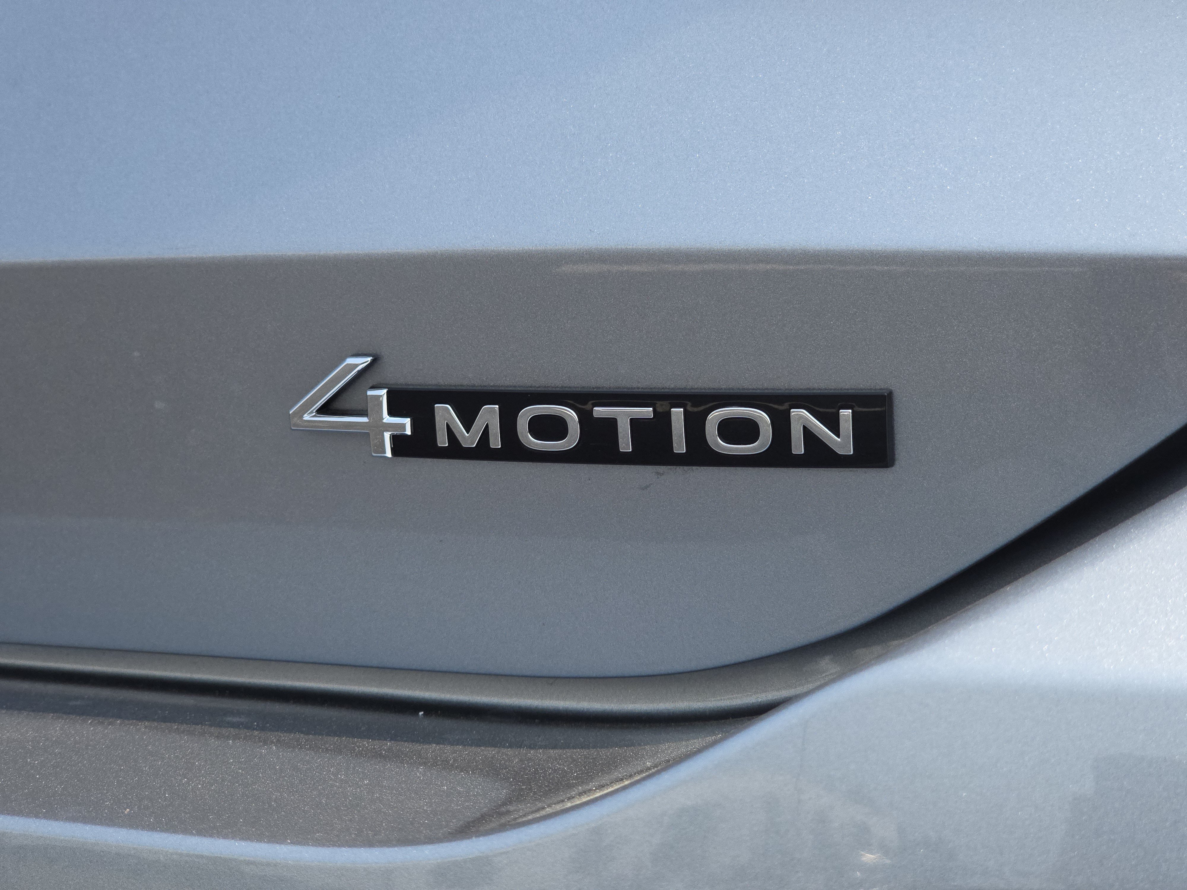 New 2026 Volkswagen Tiguan SE AWD/4WD image 13