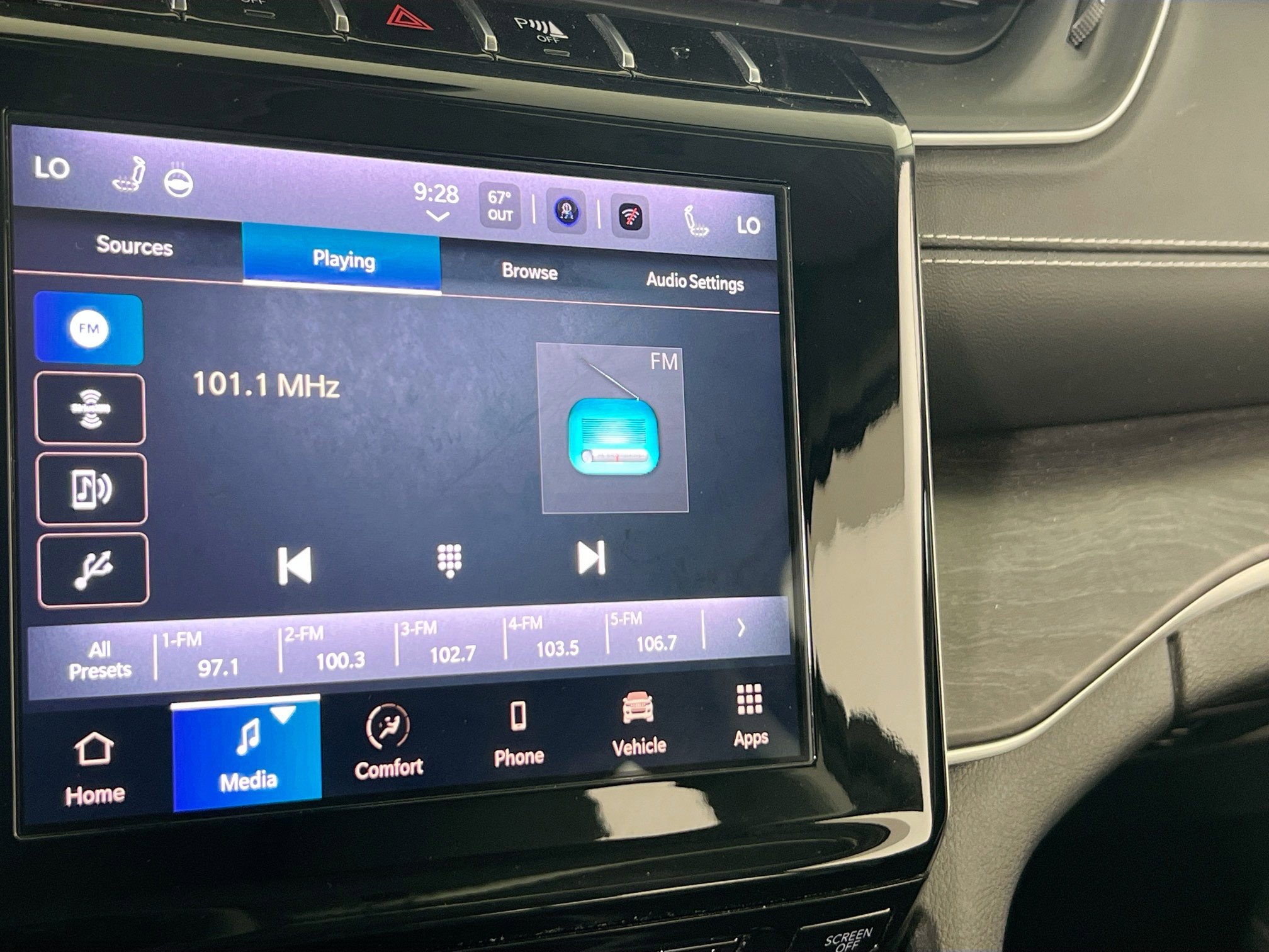 Used 2022 Jeep Grand Cherokee Limited image 13