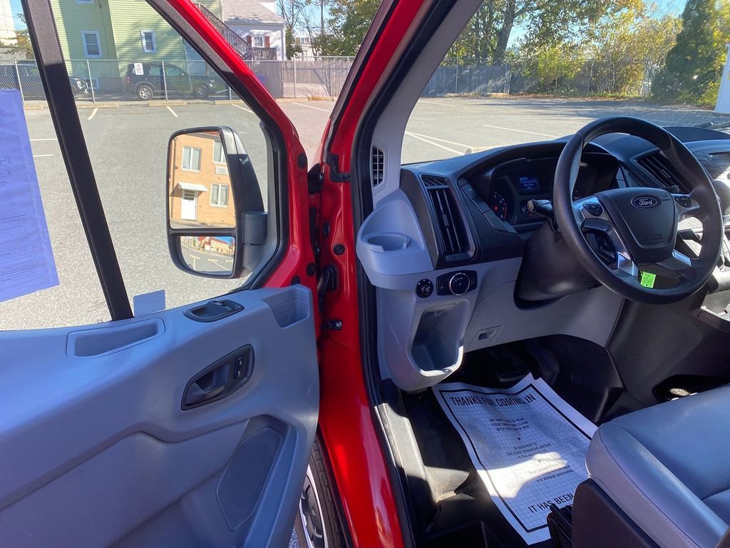 Used 2018 Ford Transit 250 130 Low Roof image 10