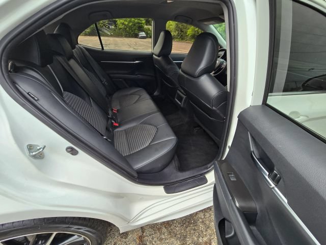 Used 2021 Toyota Camry SE FWD image 14