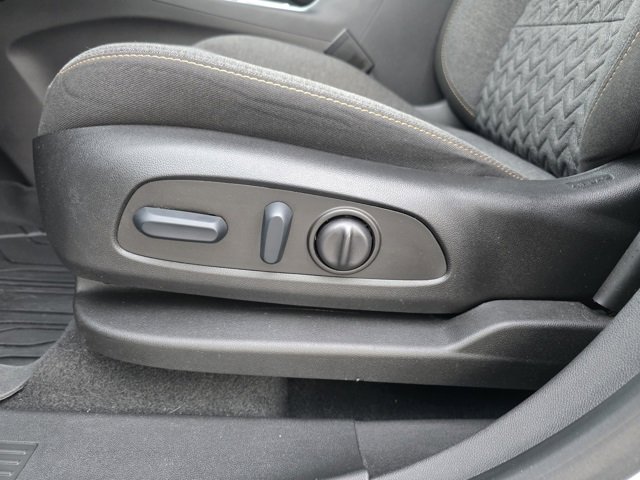 Used 2023 Chevrolet Equinox LT image 14