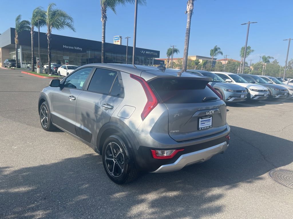 Certified 2023 Hyundai Kona SEL FWD image 6