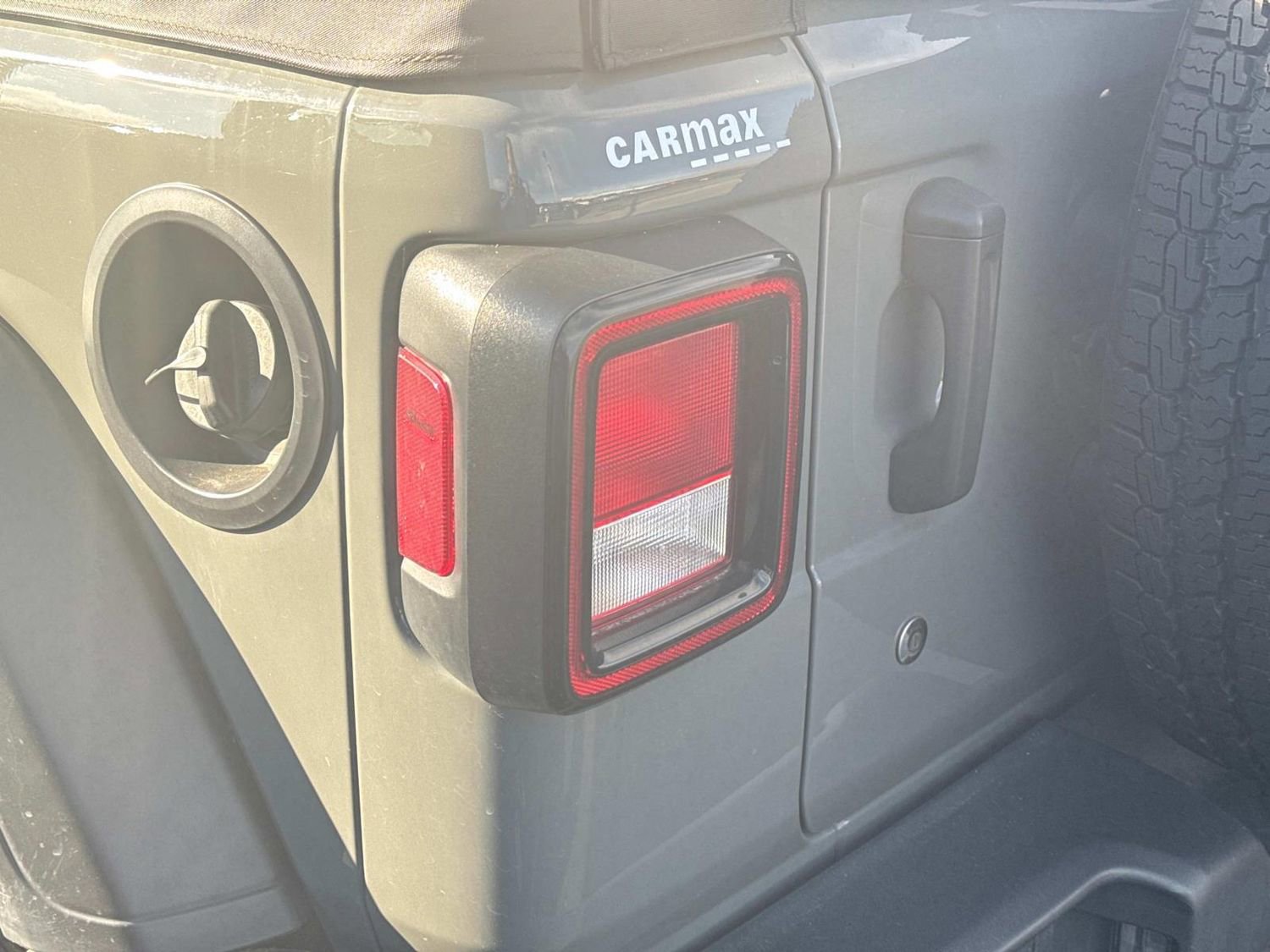 Used 2020 Jeep Wrangler Sport image 12