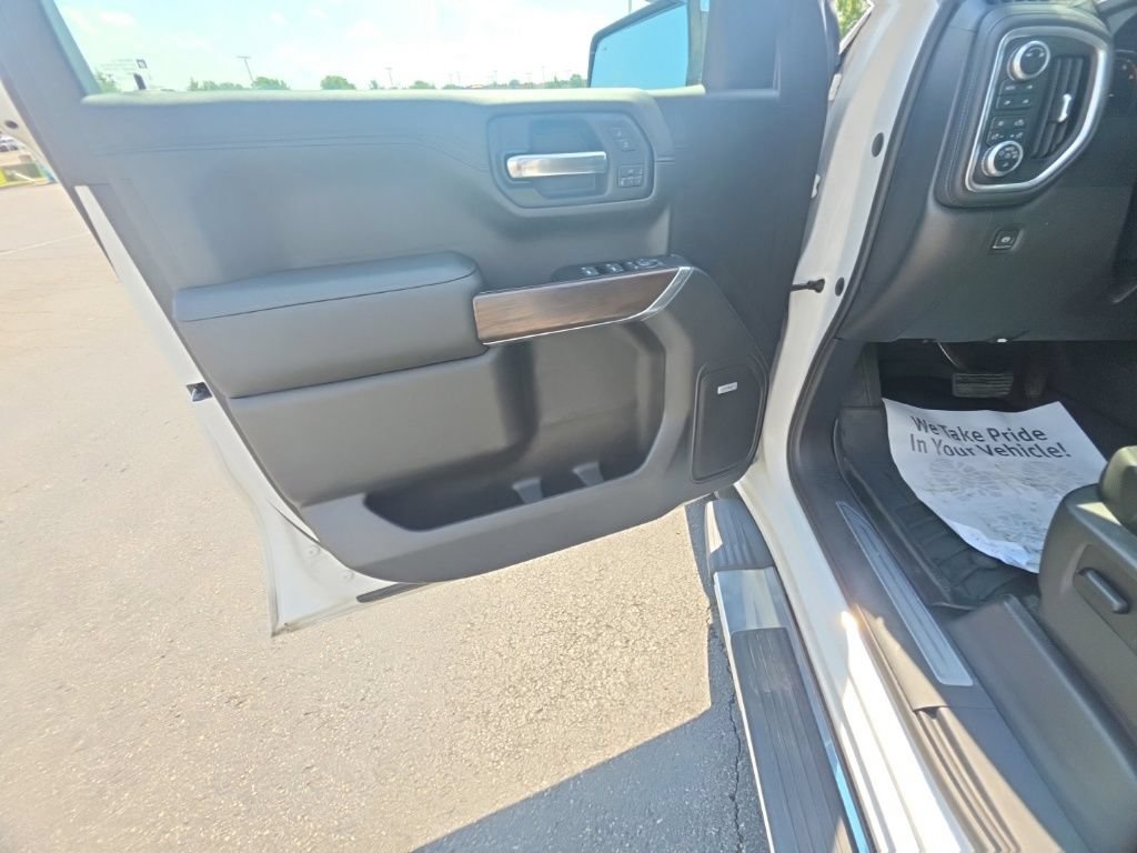 Used 2019 GMC Sierra 1500 SLT w/ SLT Premium Plus Package AWD/4WD image 13