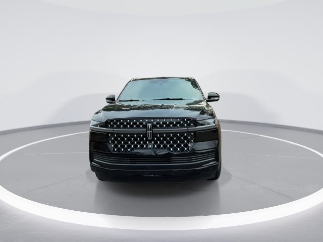 New 2025 Lincoln Navigator L Black Label AWD/4WD image 3