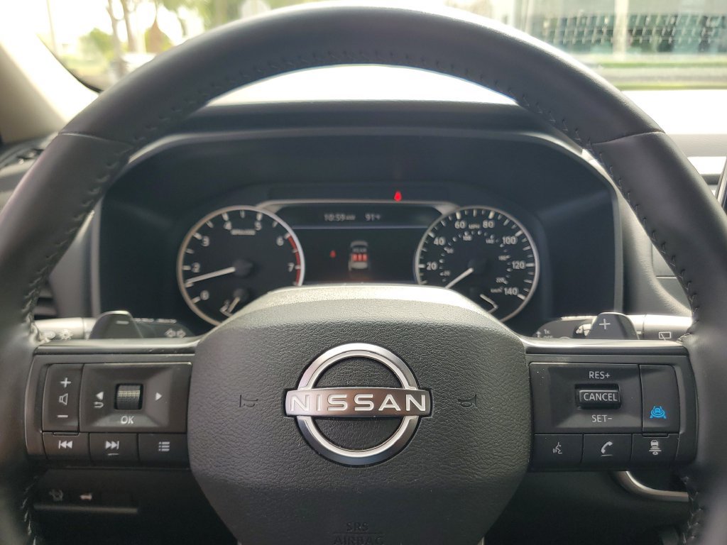 Certified 2025 Nissan Rogue SV FWD image 19