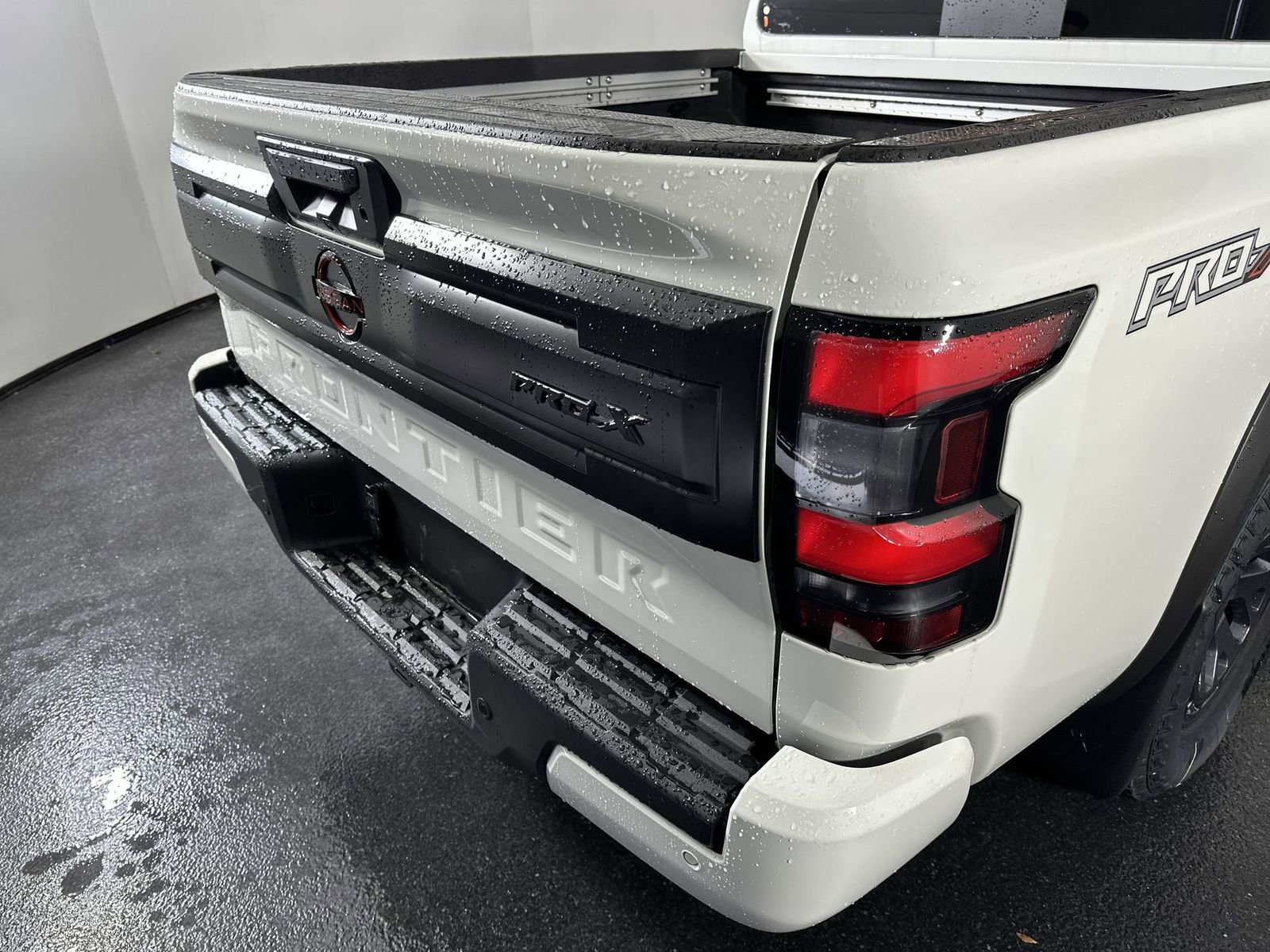New 2026 Nissan Frontier Pro-X w/ Pro-X Convenience Package RWD image 26