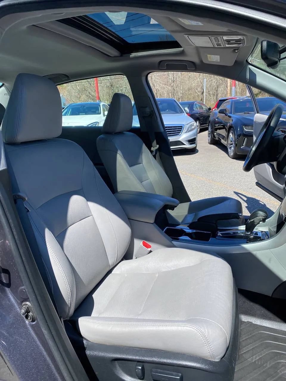 Used 2017 Honda Accord EX-L image 23