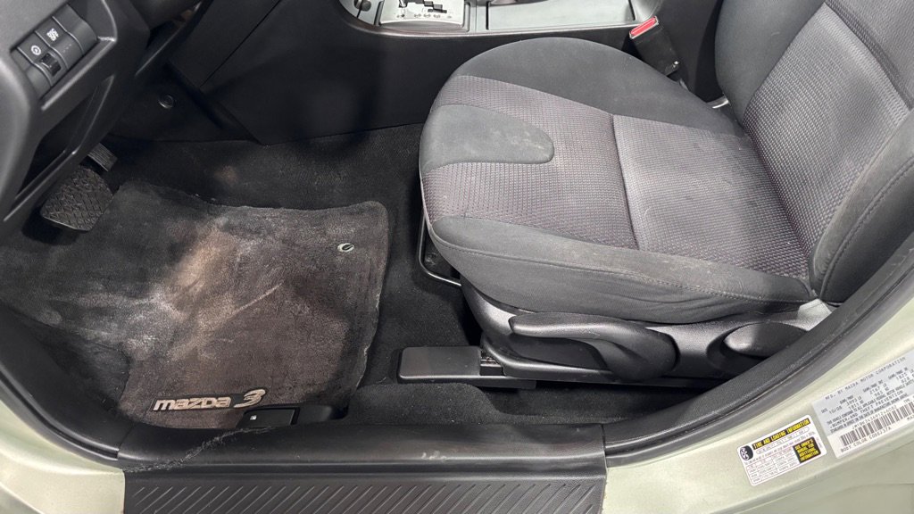 Used 2009 MAZDA MAZDA3 s Touring image 11