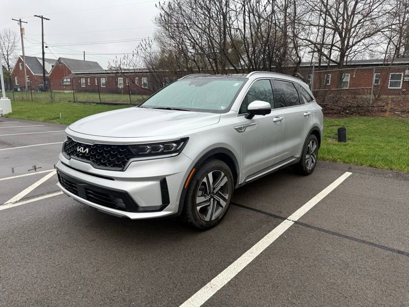 Used 2023 Kia Sorento SX Prestige w/ Panoramic Sunroof Package image 3