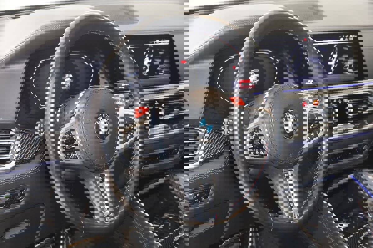 Used 2021 BMW X5 M w/ Competition Package image 6