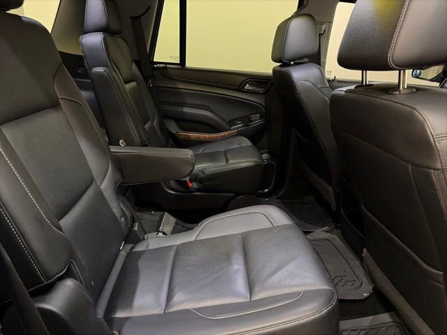 Used 2018 Chevrolet Tahoe Premier AWD/4WD image 32