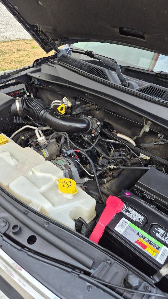 Used 2008 Dodge Nitro SXT image 34