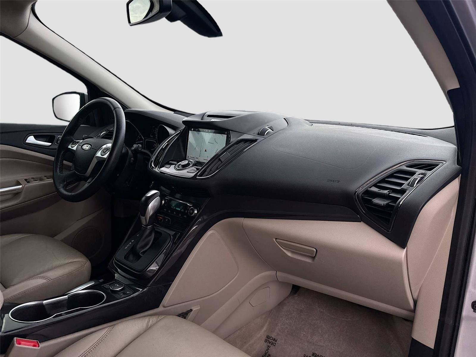 Used 2016 Ford Escape Titanium image 31